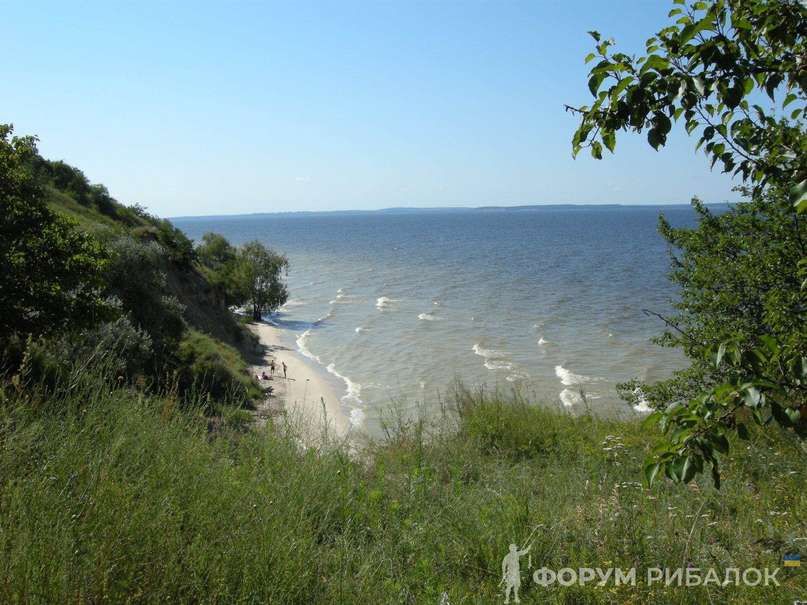 Кременчуцьке водосховище біля Черкас — фото місць для рибалки